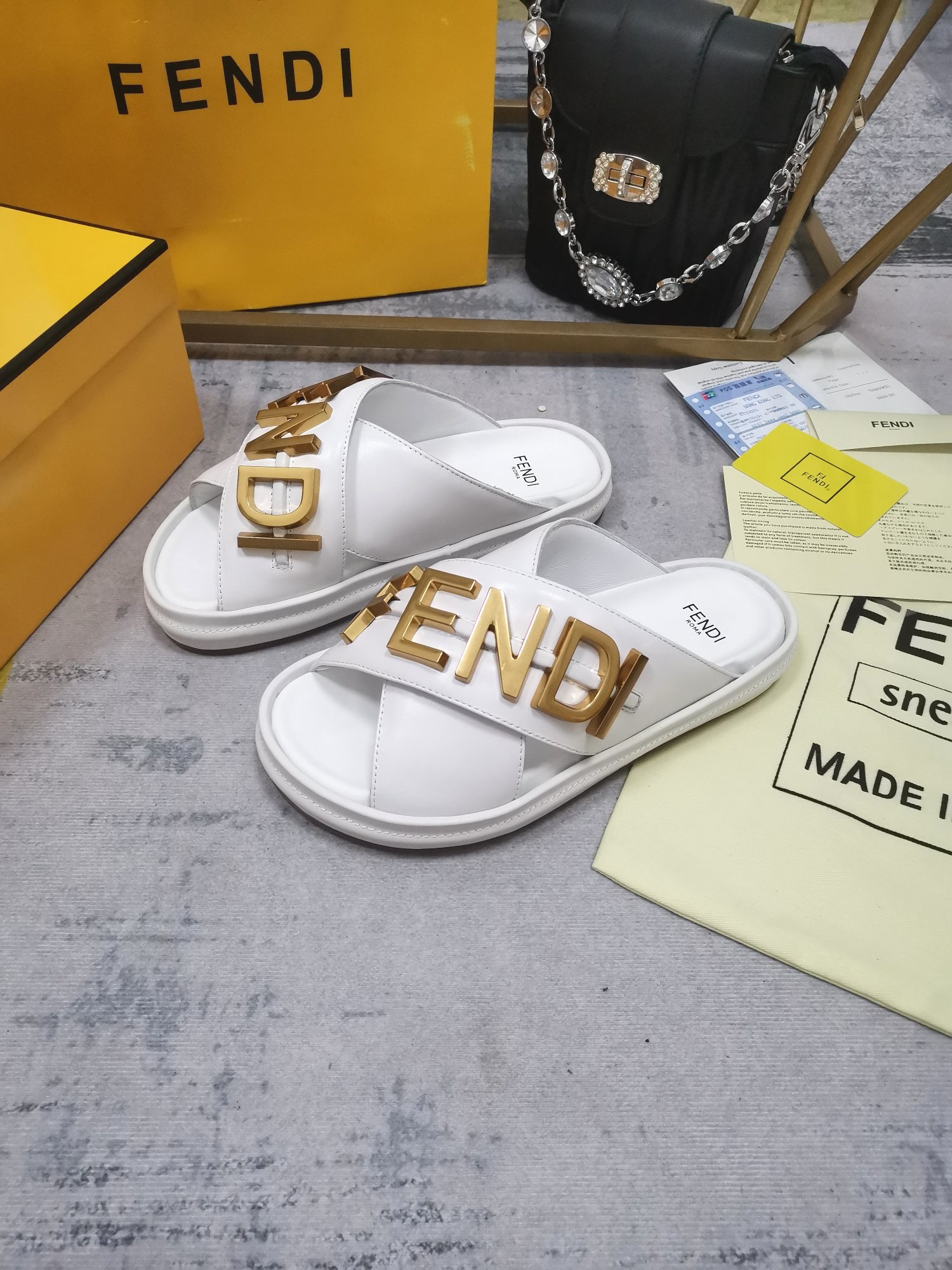 FENDI SLIDES