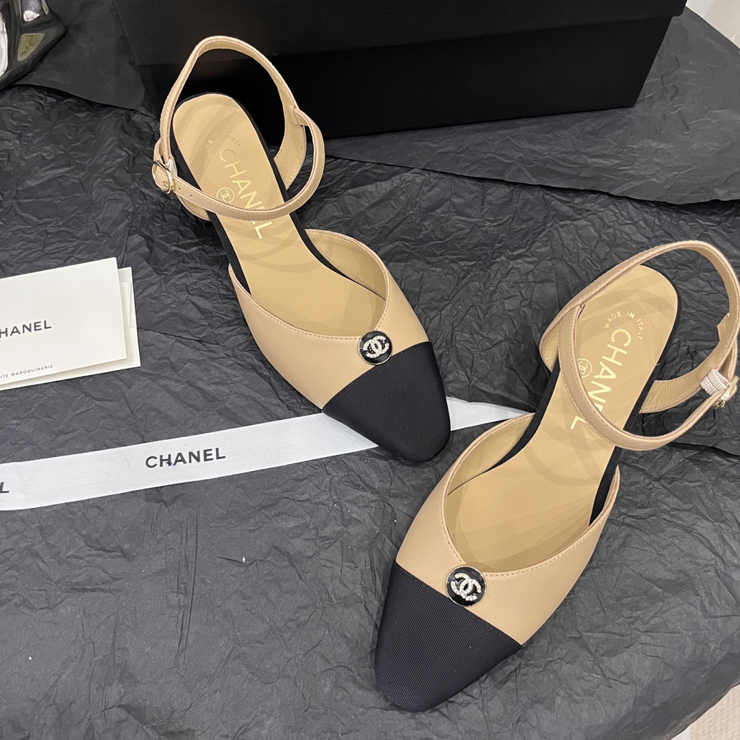 CHANEL SANDALS