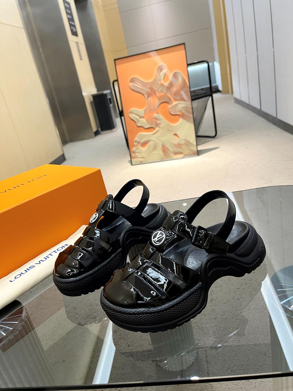 LOUIS VUITTON SANDALS