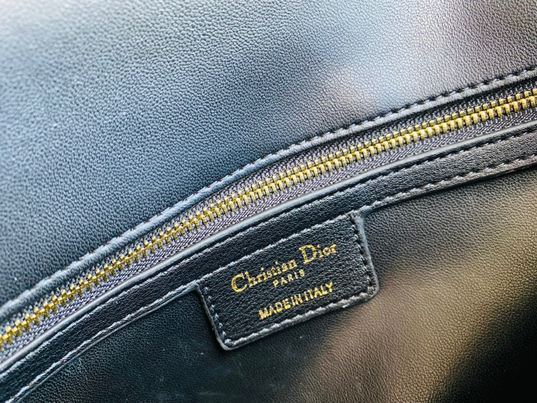 DIOR BAG