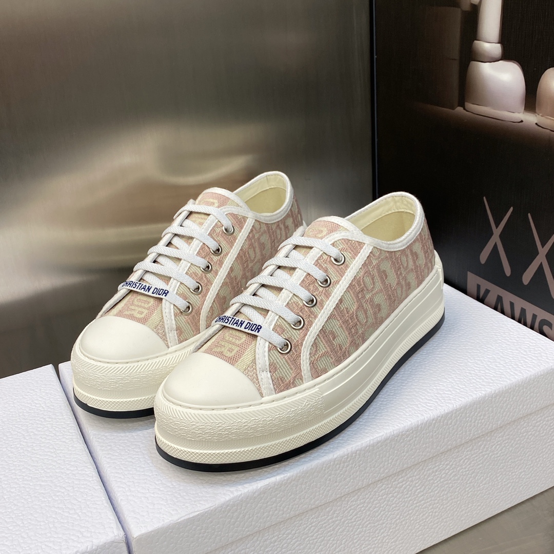 DIOR SNEAKERS