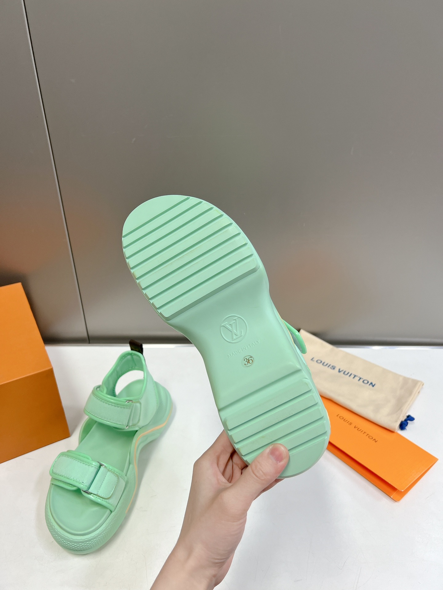 LOUIS VUITTON SANDALS