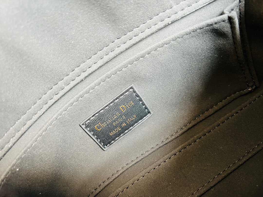 DIOR BAG