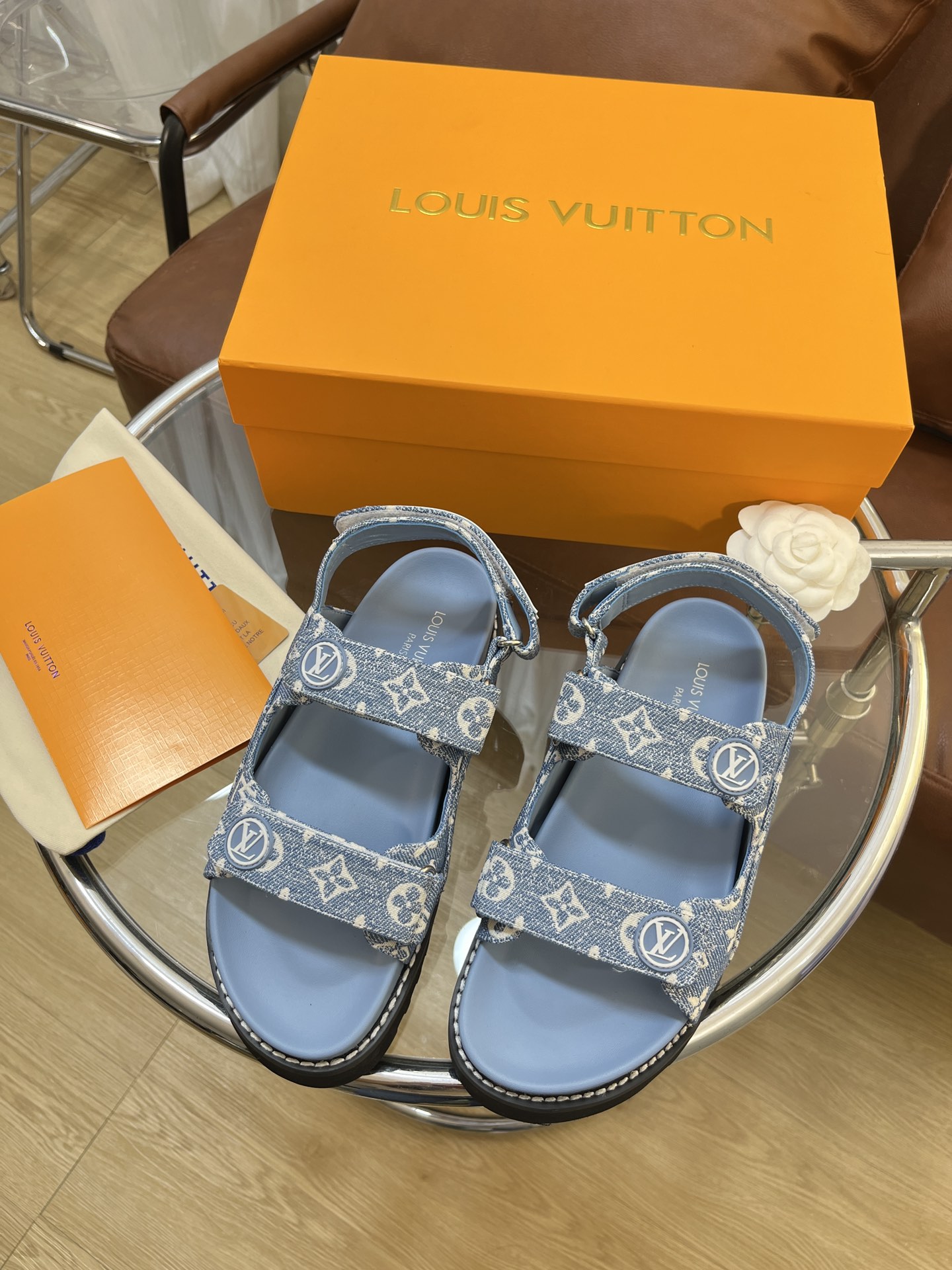 LOUIS VUITTON SANDALS