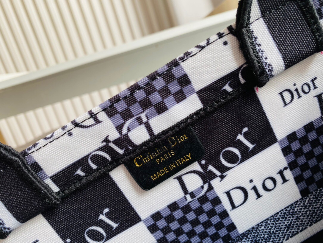 DIOR BAG