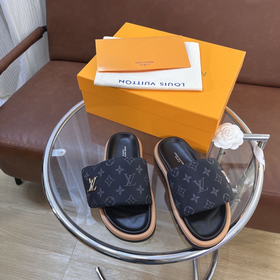 LOUIS VUITTON SLIDES