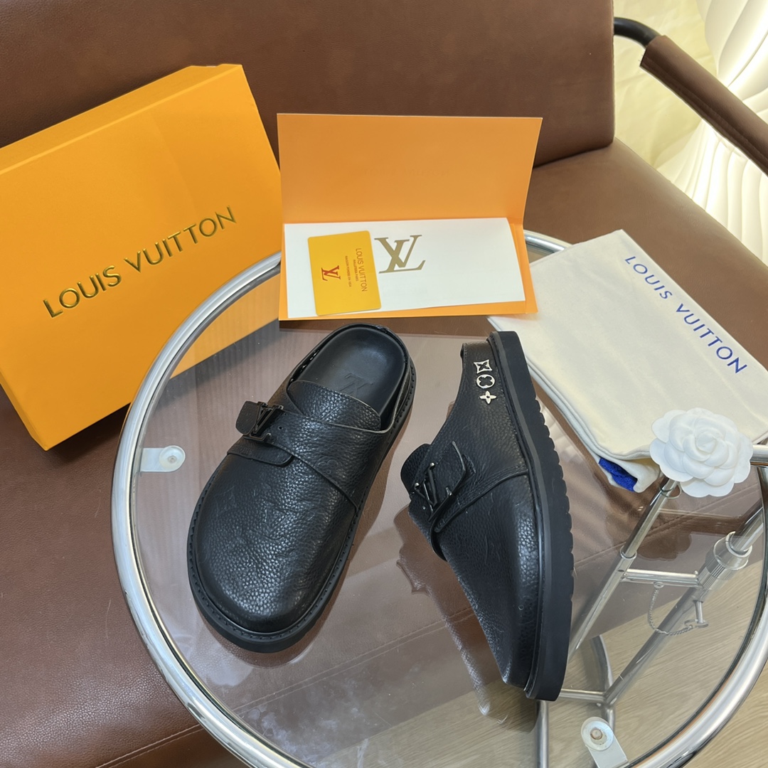 LOUIS VUITTON SLIDES