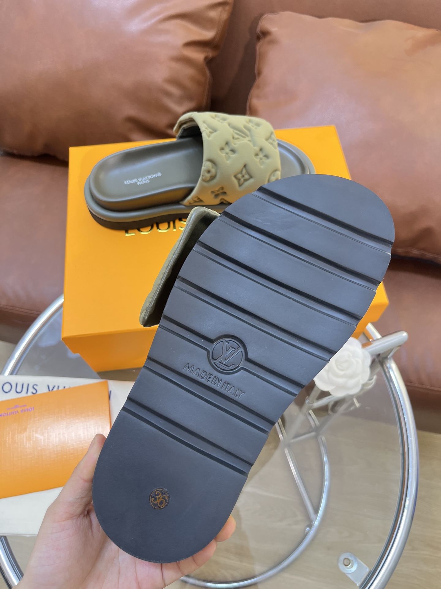 LOUIS VUITTON SLIDES