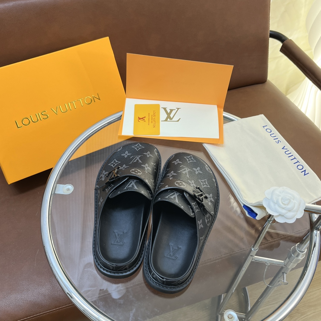 LOUIS VUITTON SLIDES