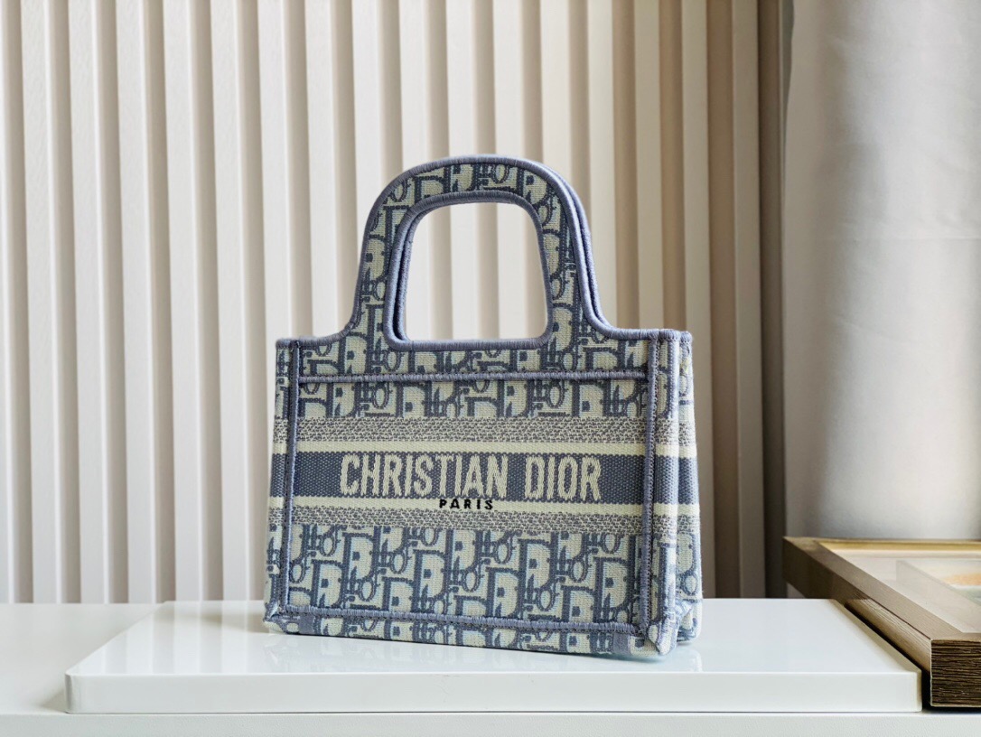 DIOR BAG