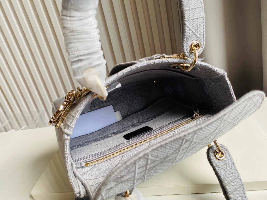 DIOR BAG