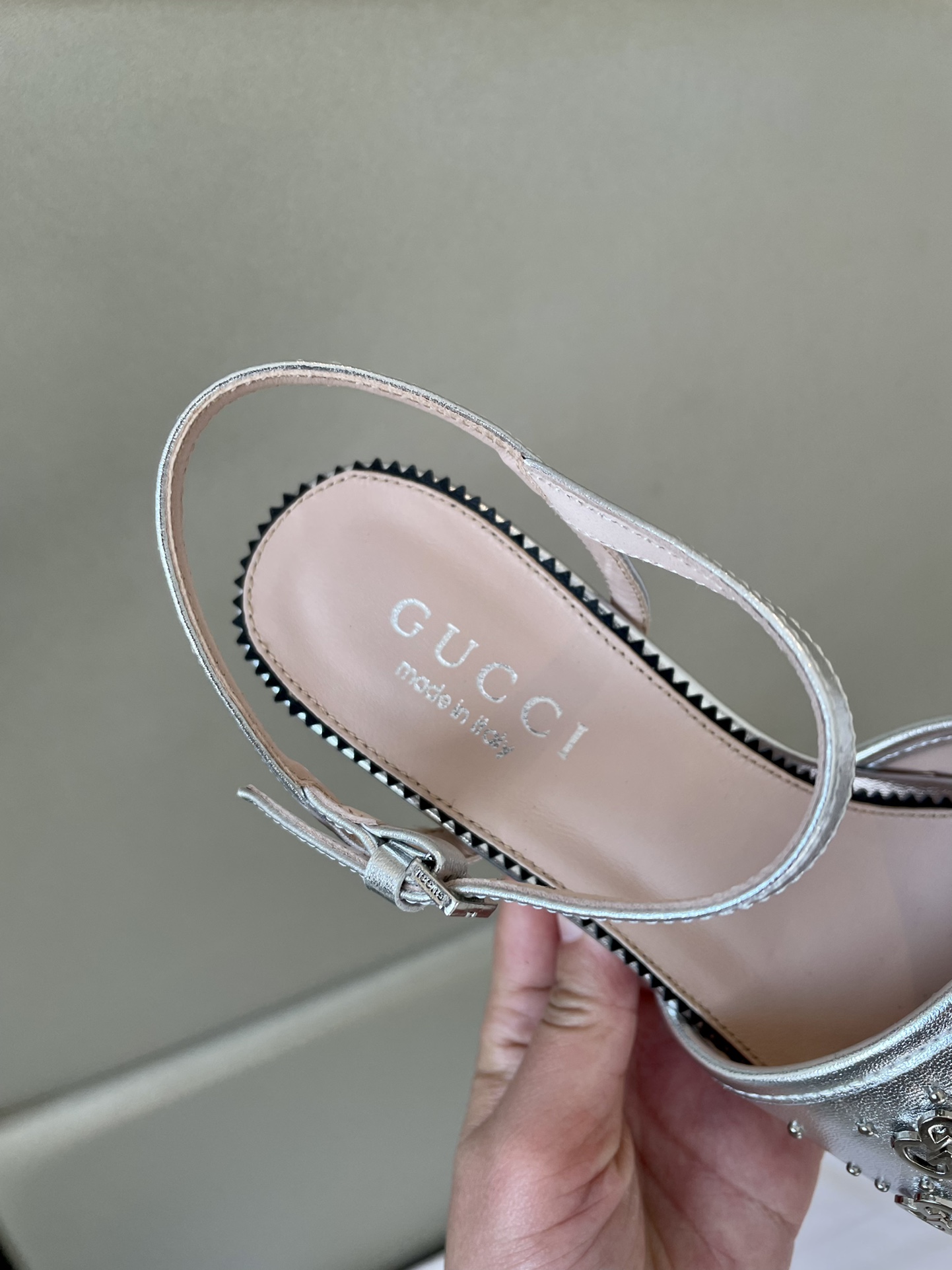 GUCCI SANDALS