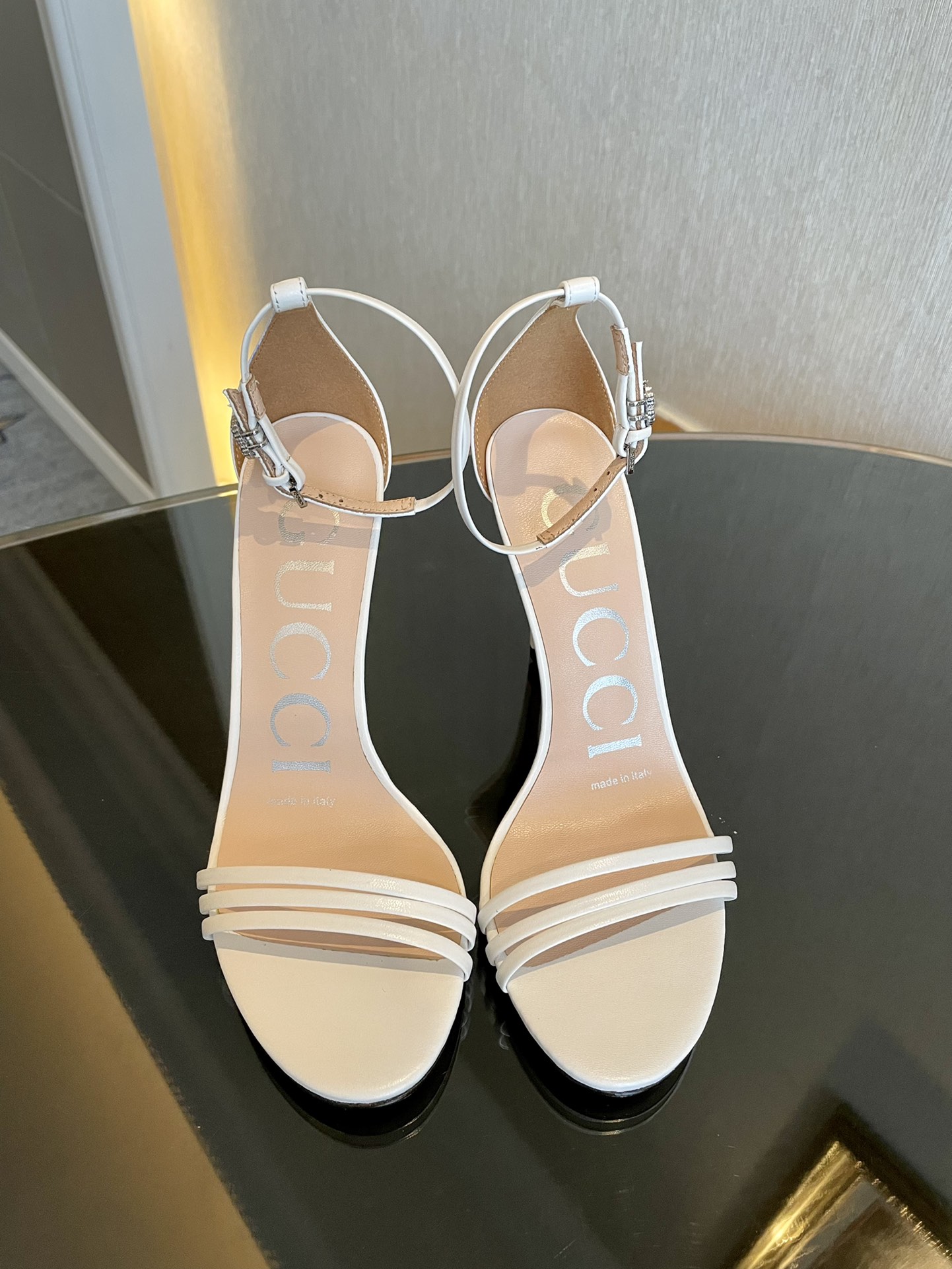 GUCCI SANDALS