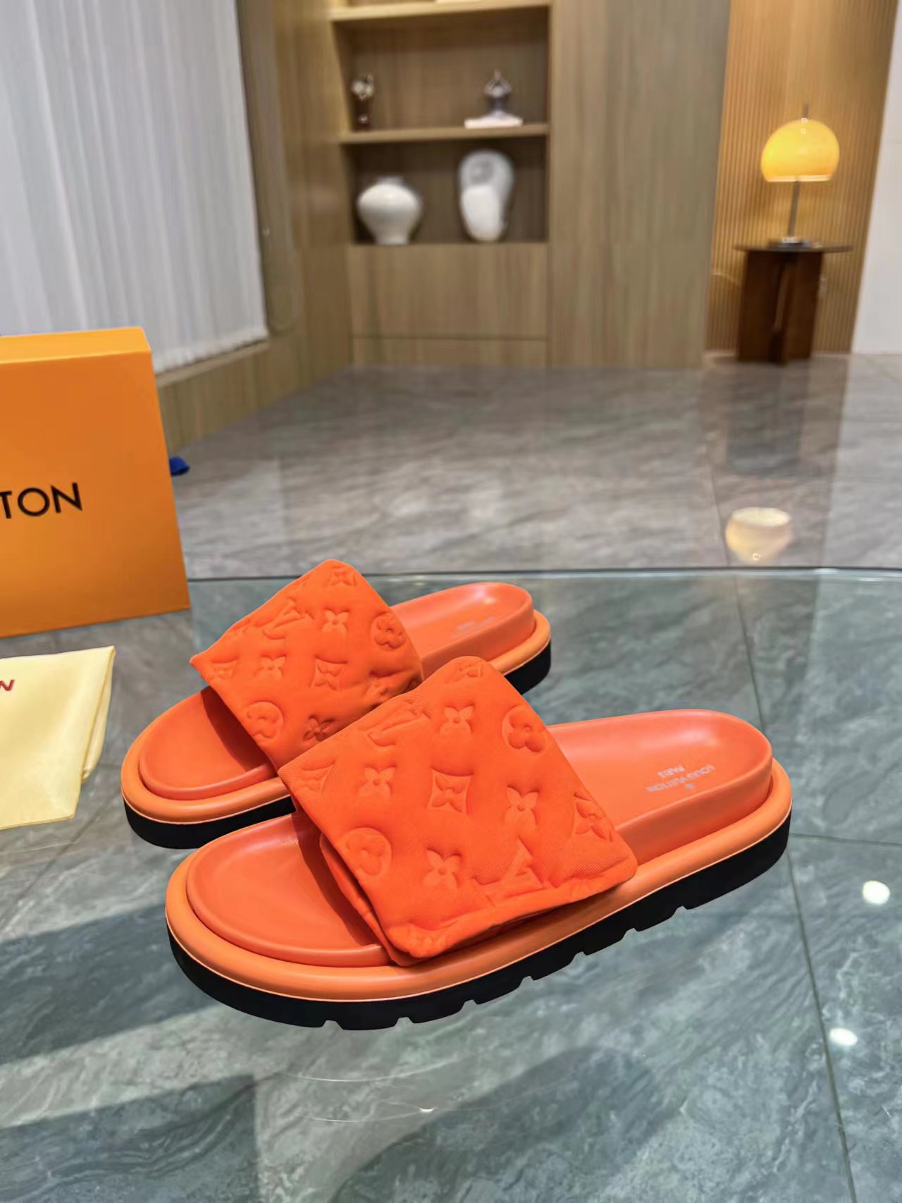 LOUIS VUITTON SLIDES
