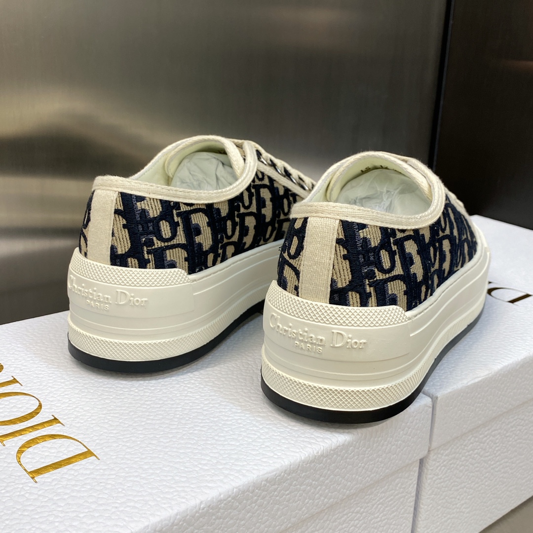 DIOR SNEAKERS