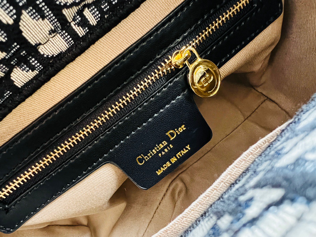 DIOR BAG