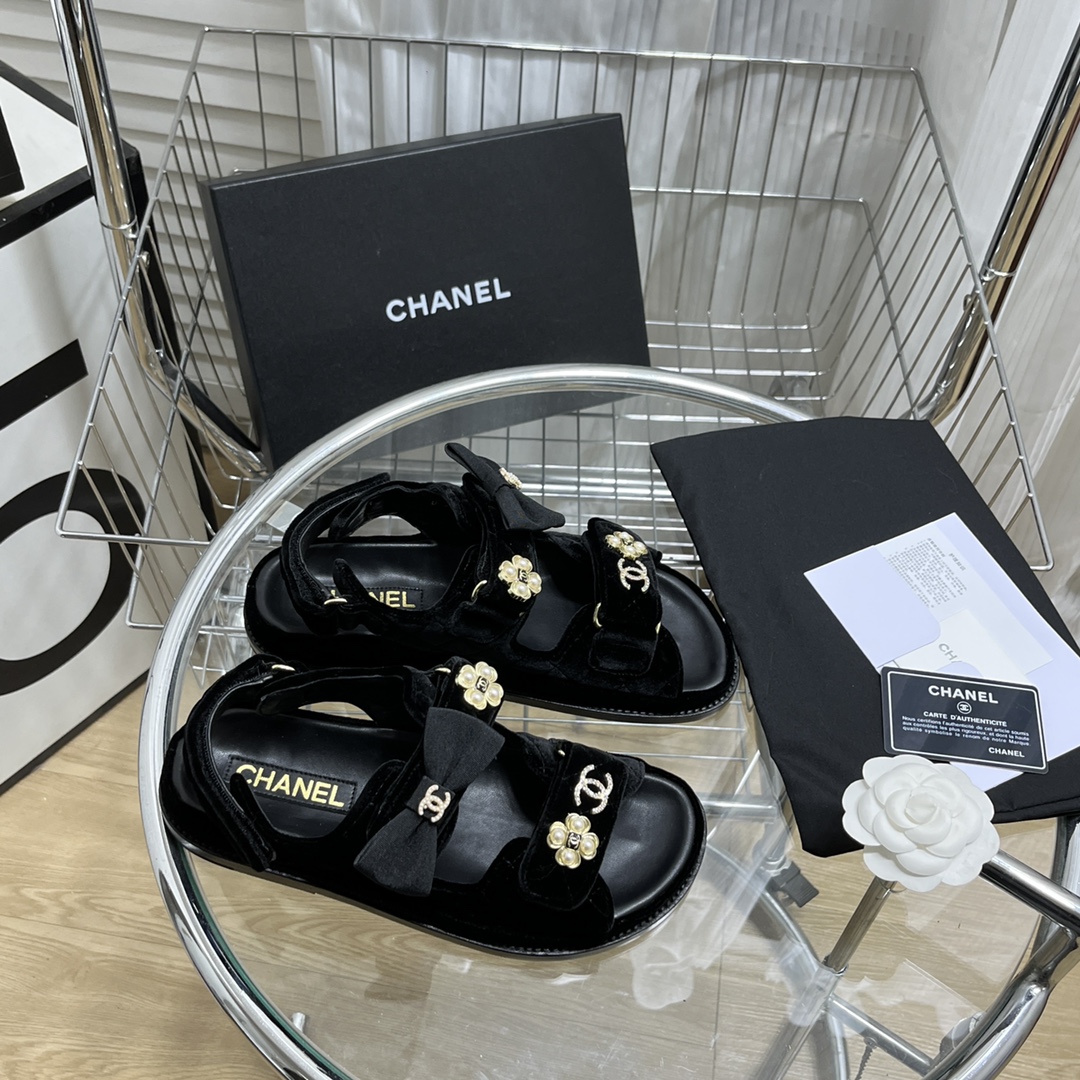 CHANEL SANDALS