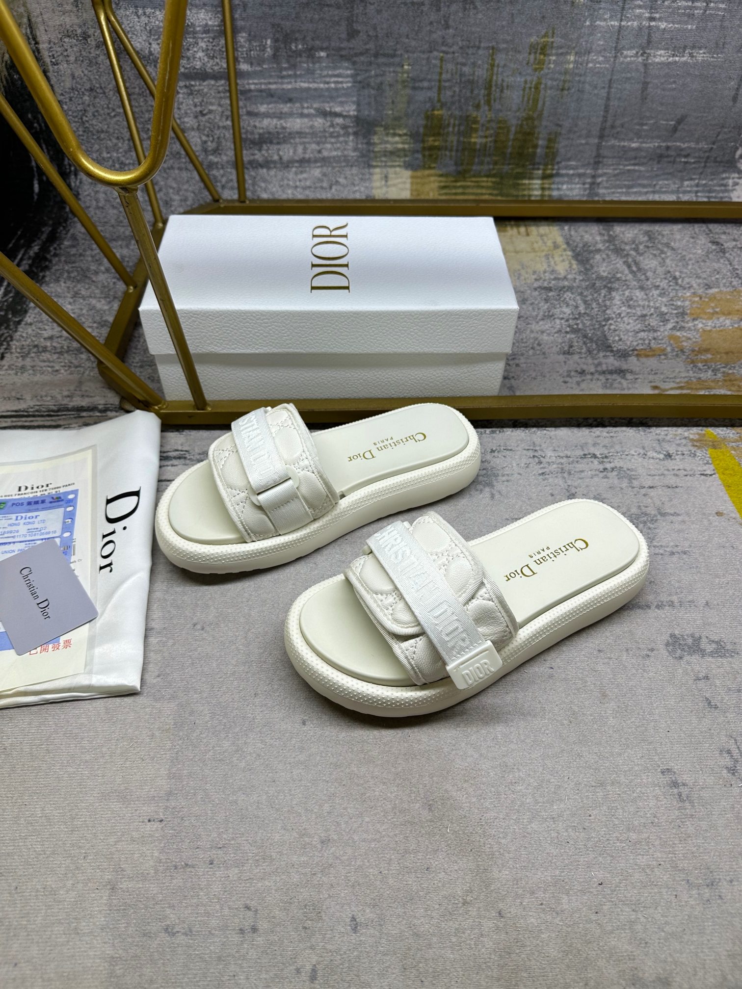DIOR Latest Popular  SLIDES