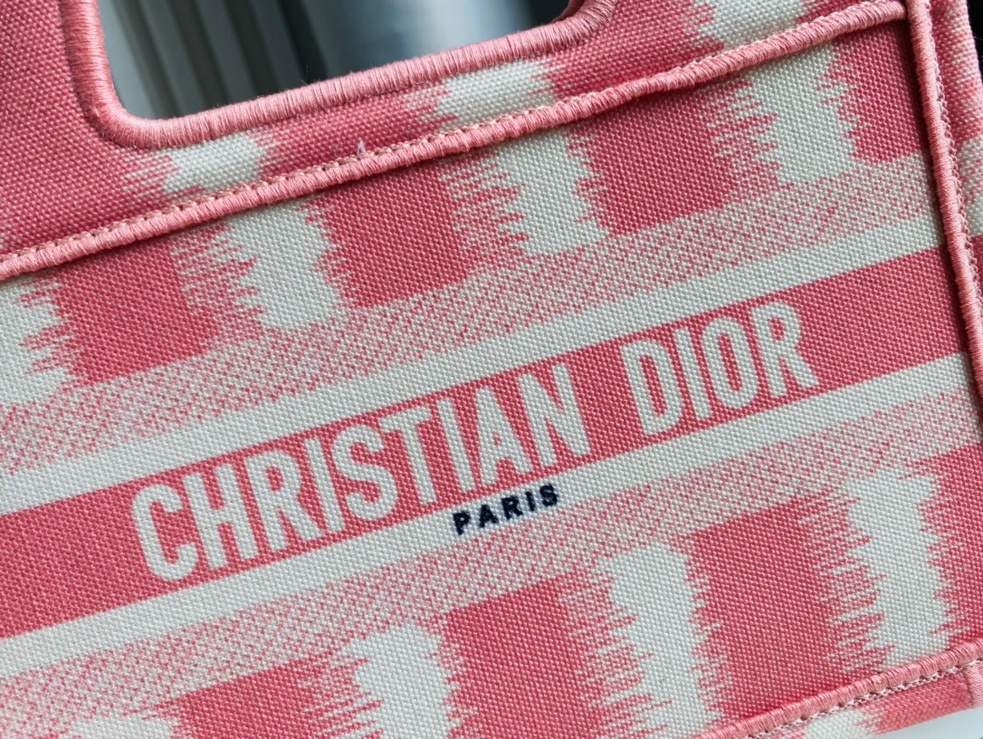 DIOR BAG