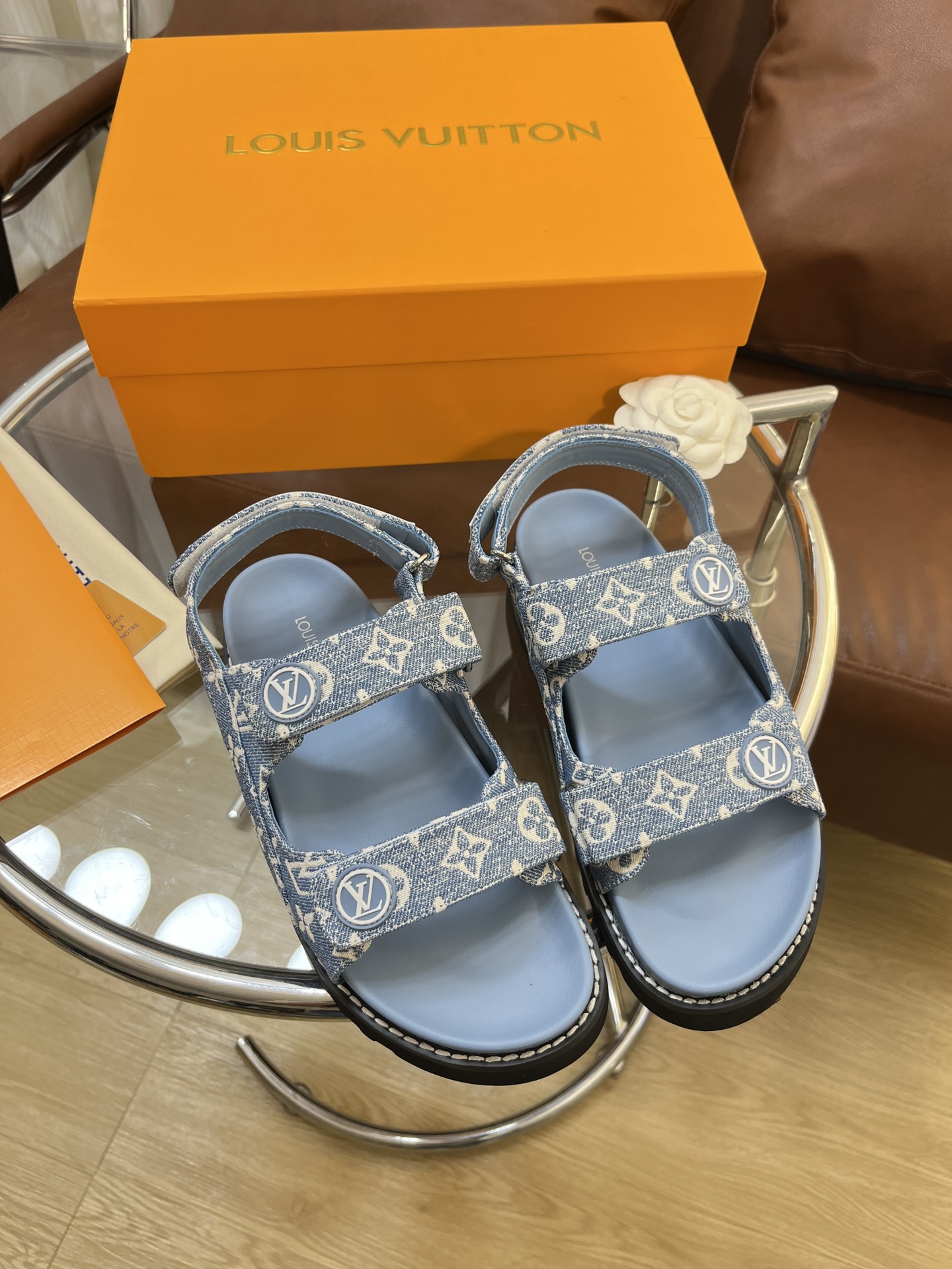 LOUIS VUITTON SANDALS