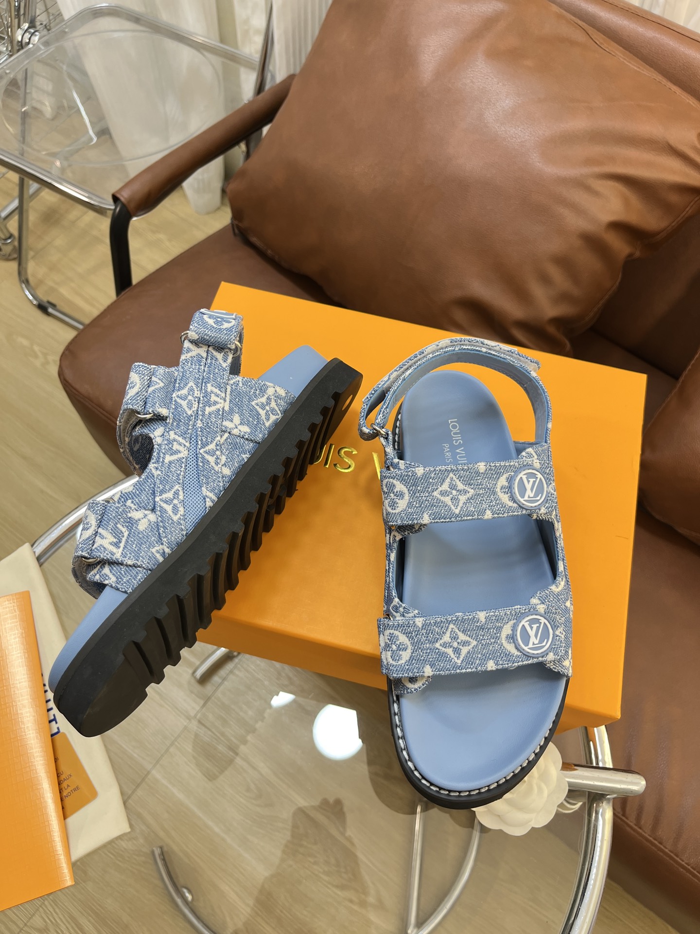 LOUIS VUITTON SANDALS