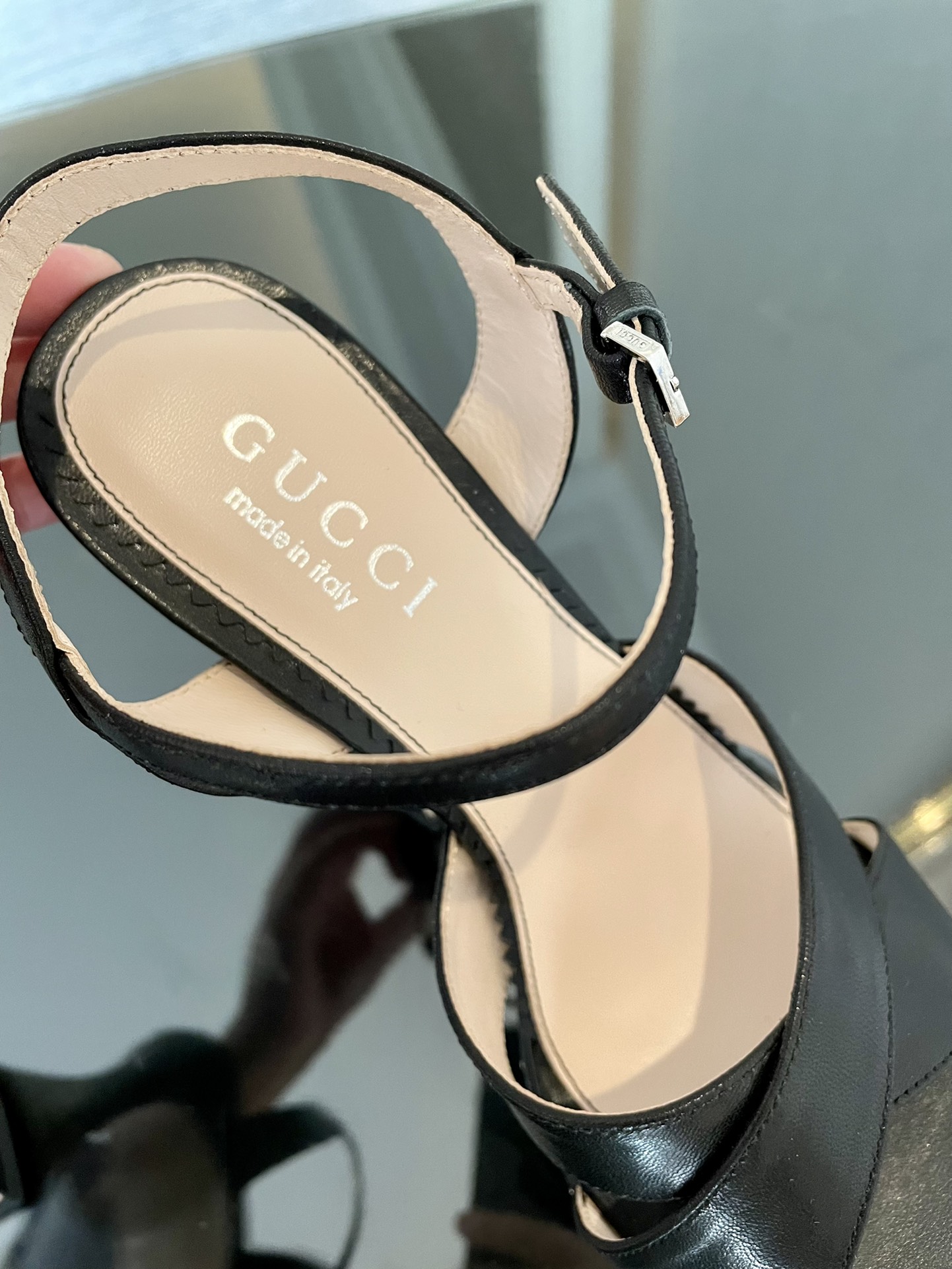 GUCCI SANDALS