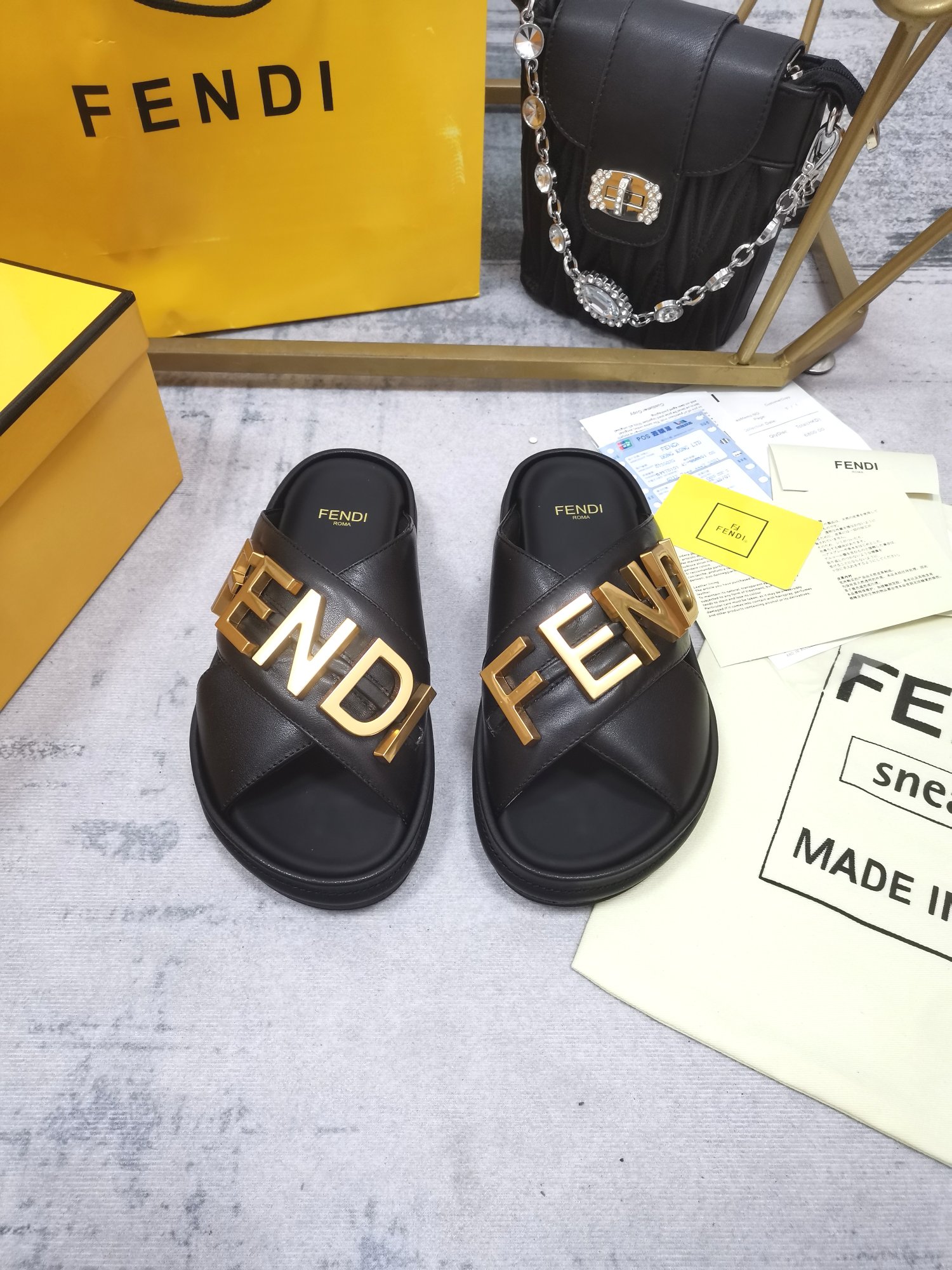 FENDI SLIDES