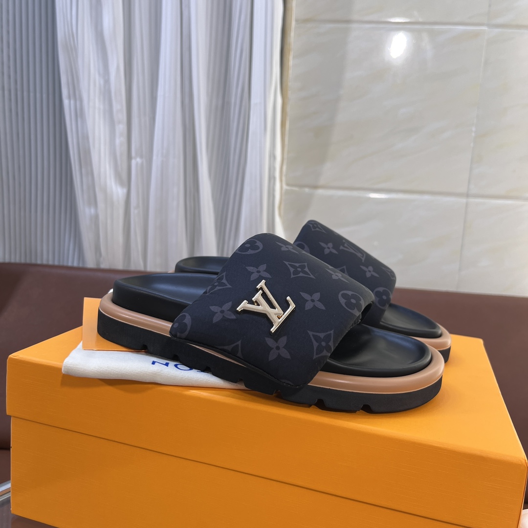 LOUIS VUITTON SLIDES