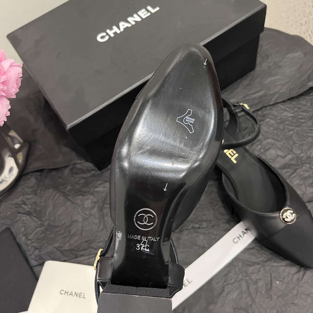 CHANEL SANDALS