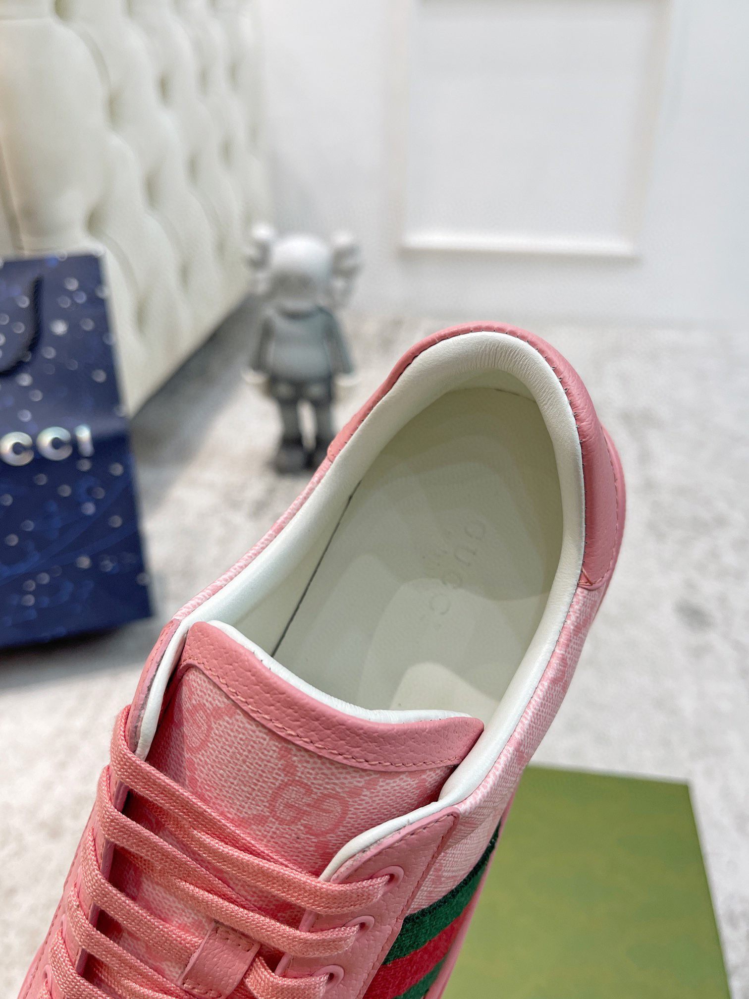 WOMEN'S GUCCI ACE SNEAKER WITH WEB