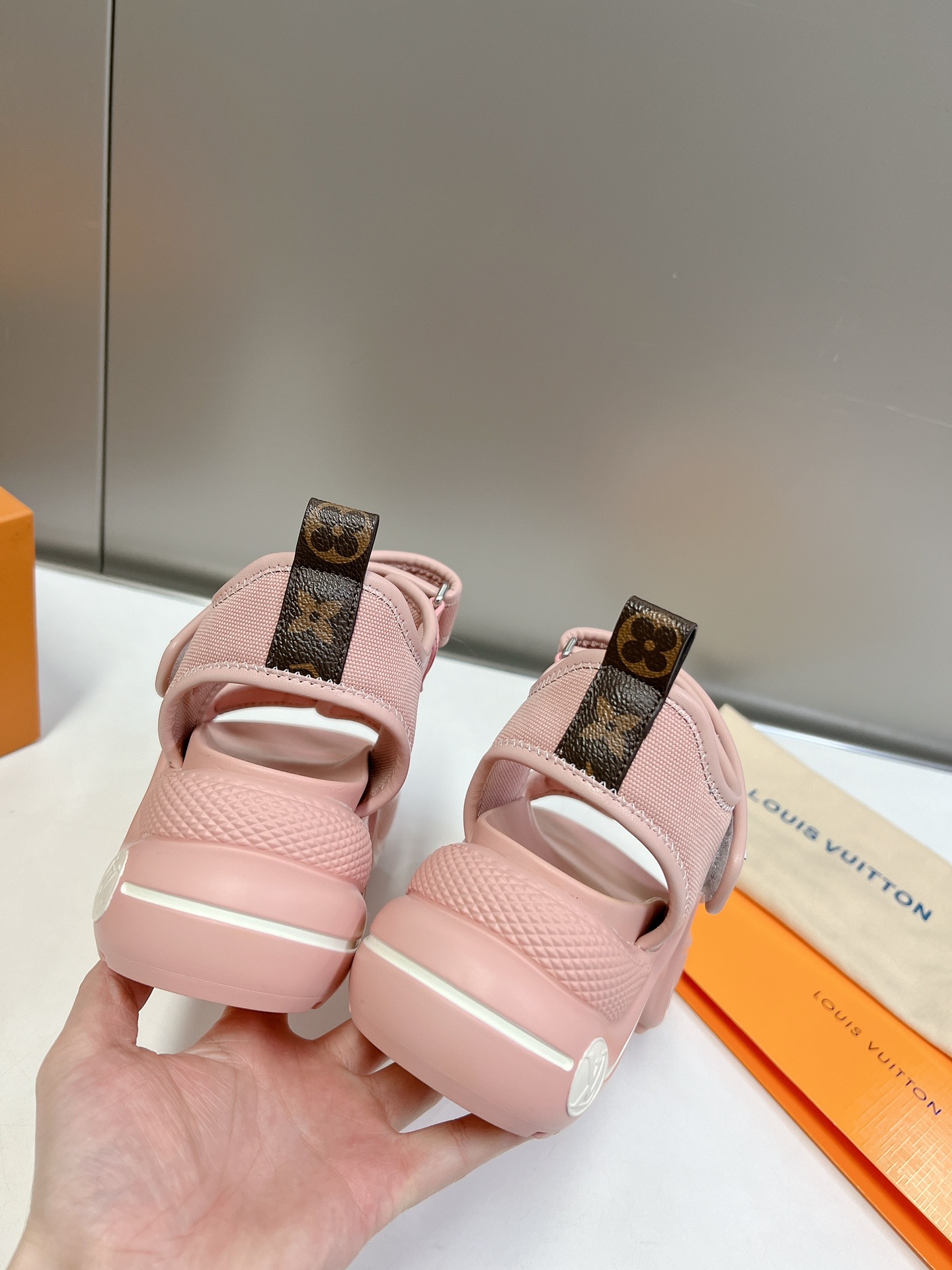 LOUIS VUITTON SANDALS