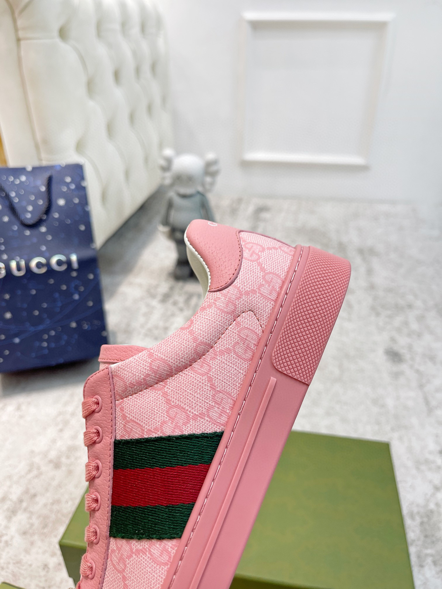 WOMEN'S GUCCI ACE SNEAKER WITH WEB