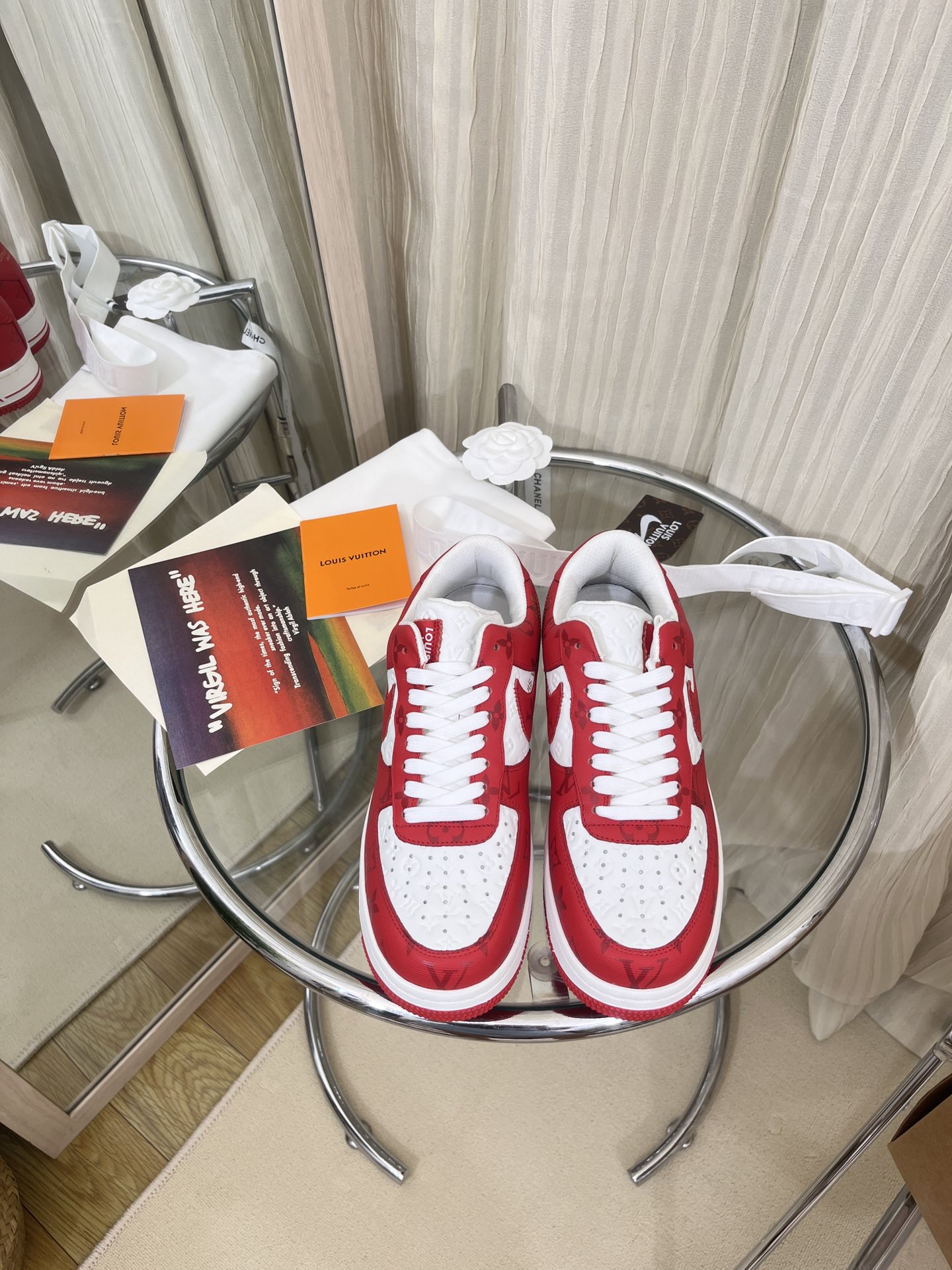 LOUIS VUITTON SNEAKERS