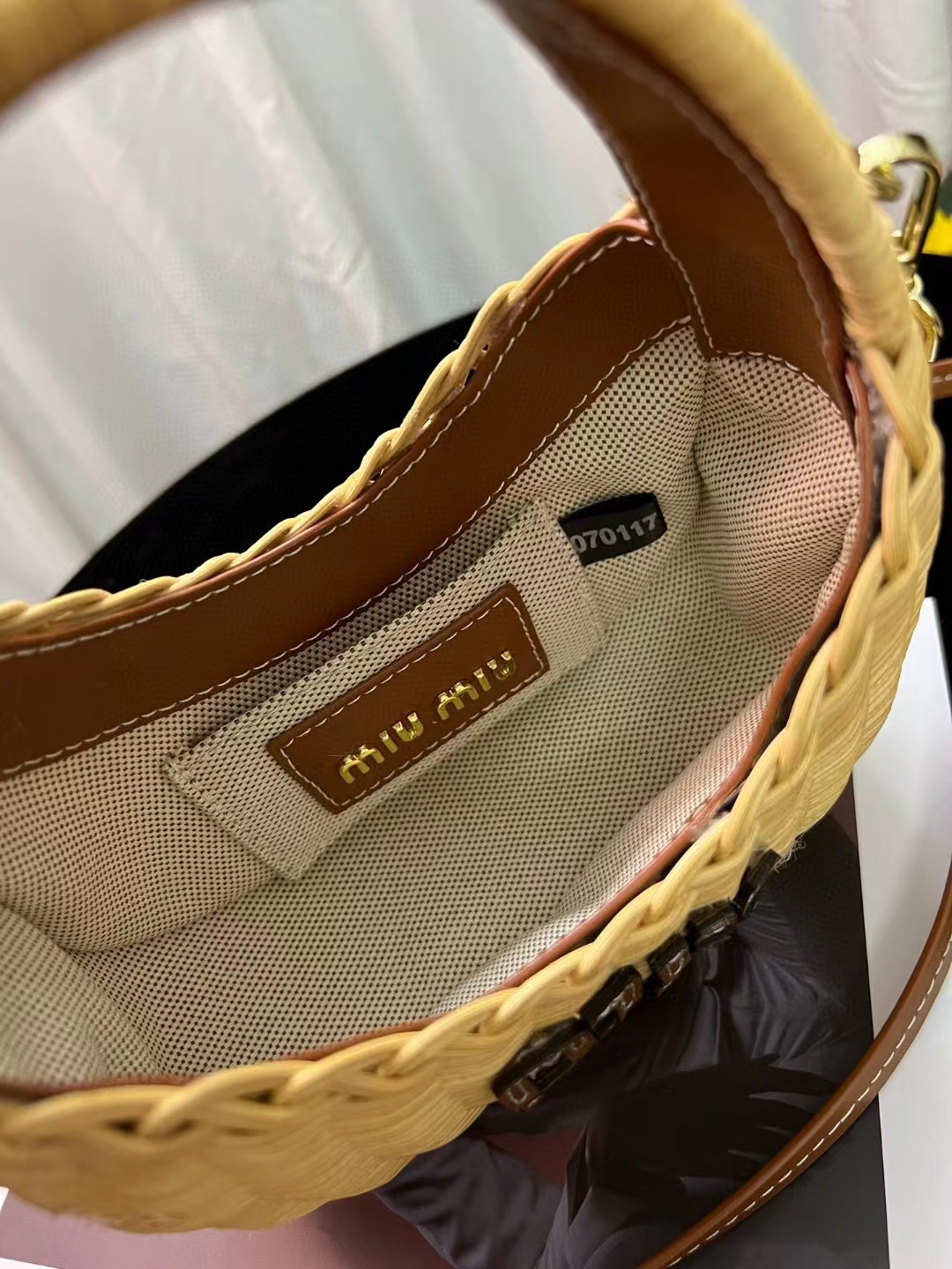 MIUMIU WANDER BAG