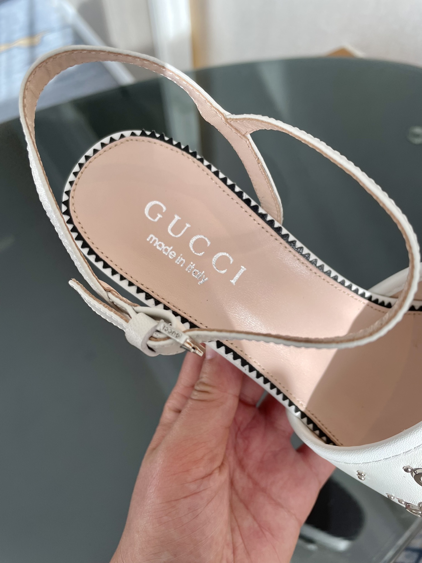 GUCCI SANDALS