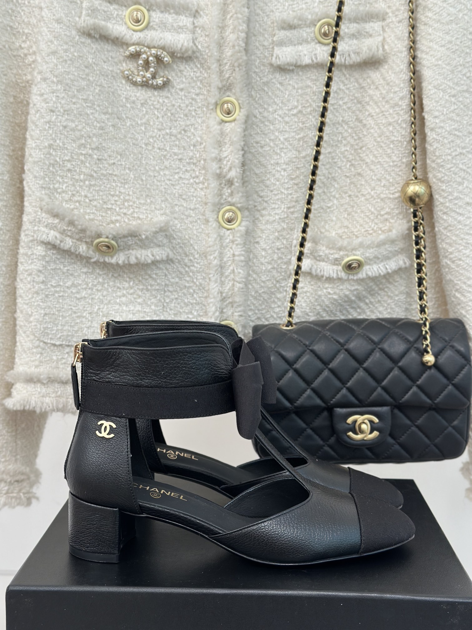 CHANEL SANDALS