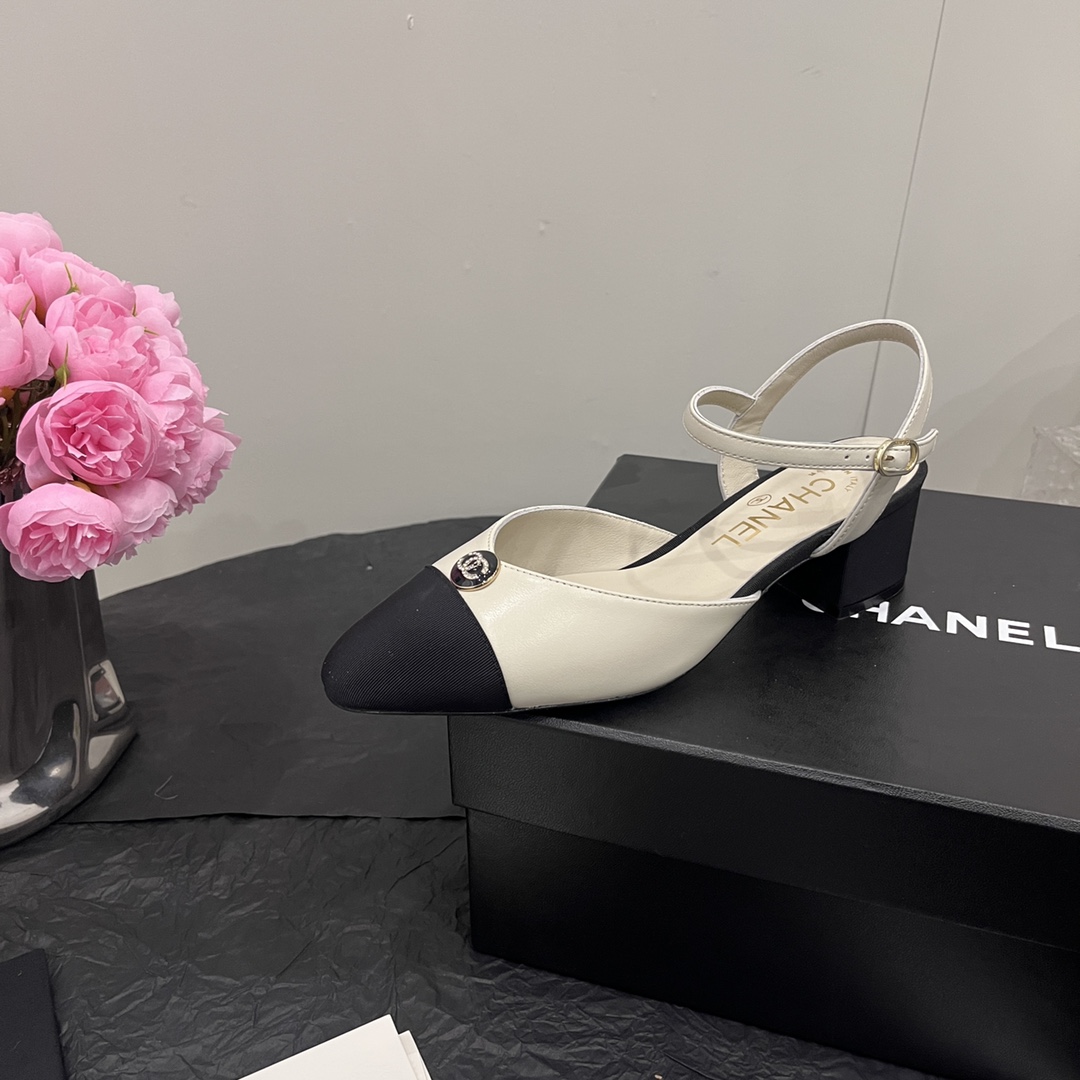CHANEL SANDALS