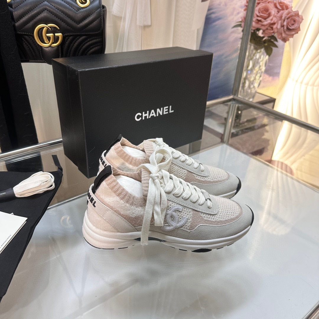 CHANEL SNEAKERS