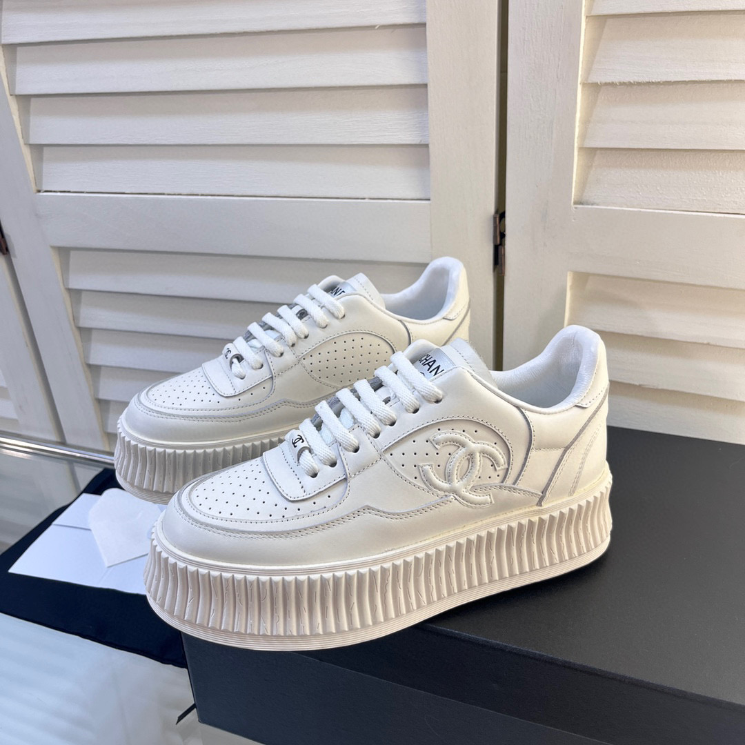 CHANEL SNEAKERS