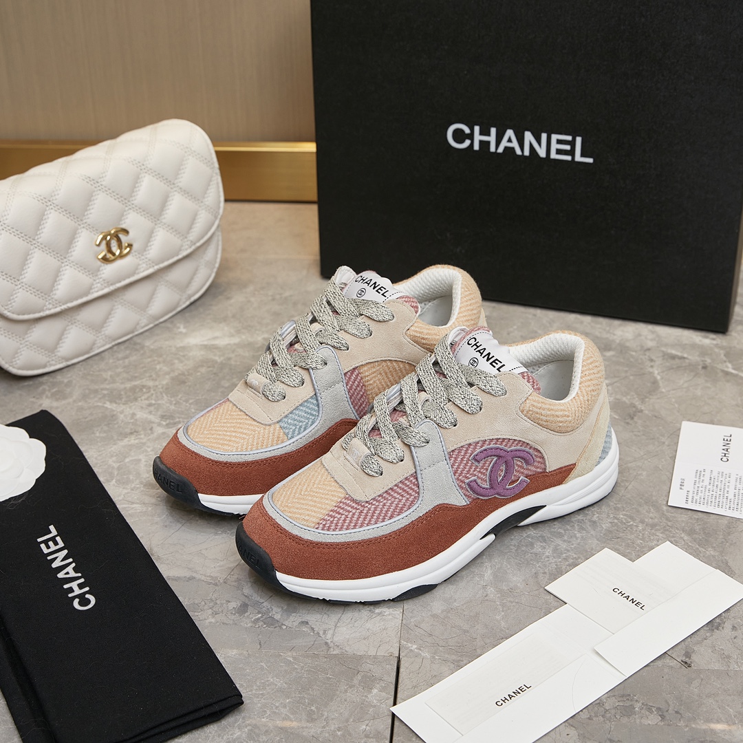 CHANEL SNEAKERS