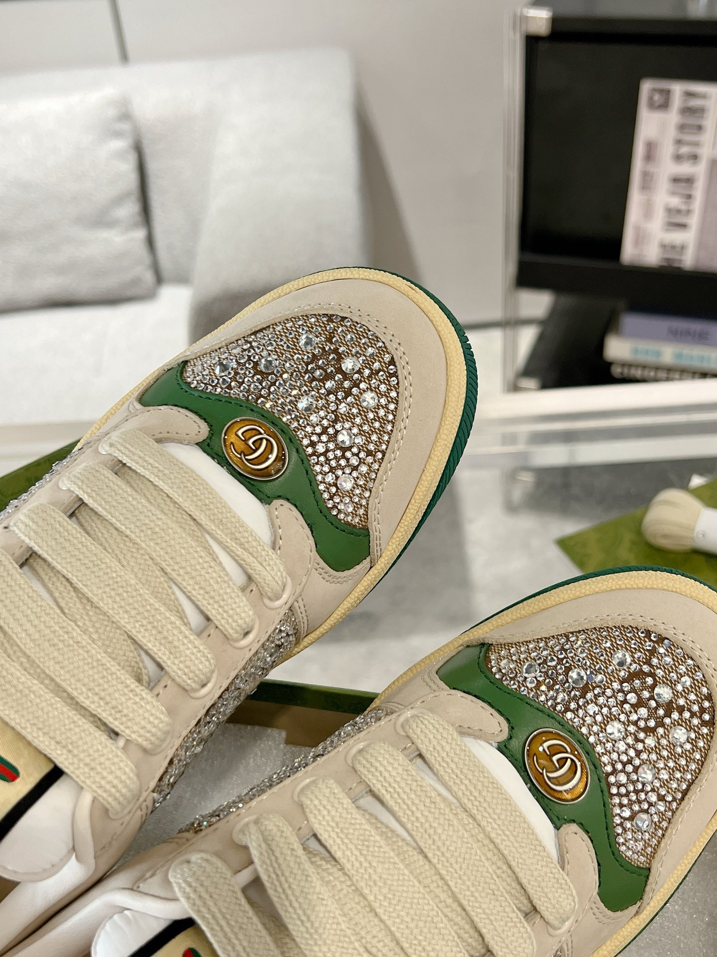 GUCCI Sneakers （With Crystal）