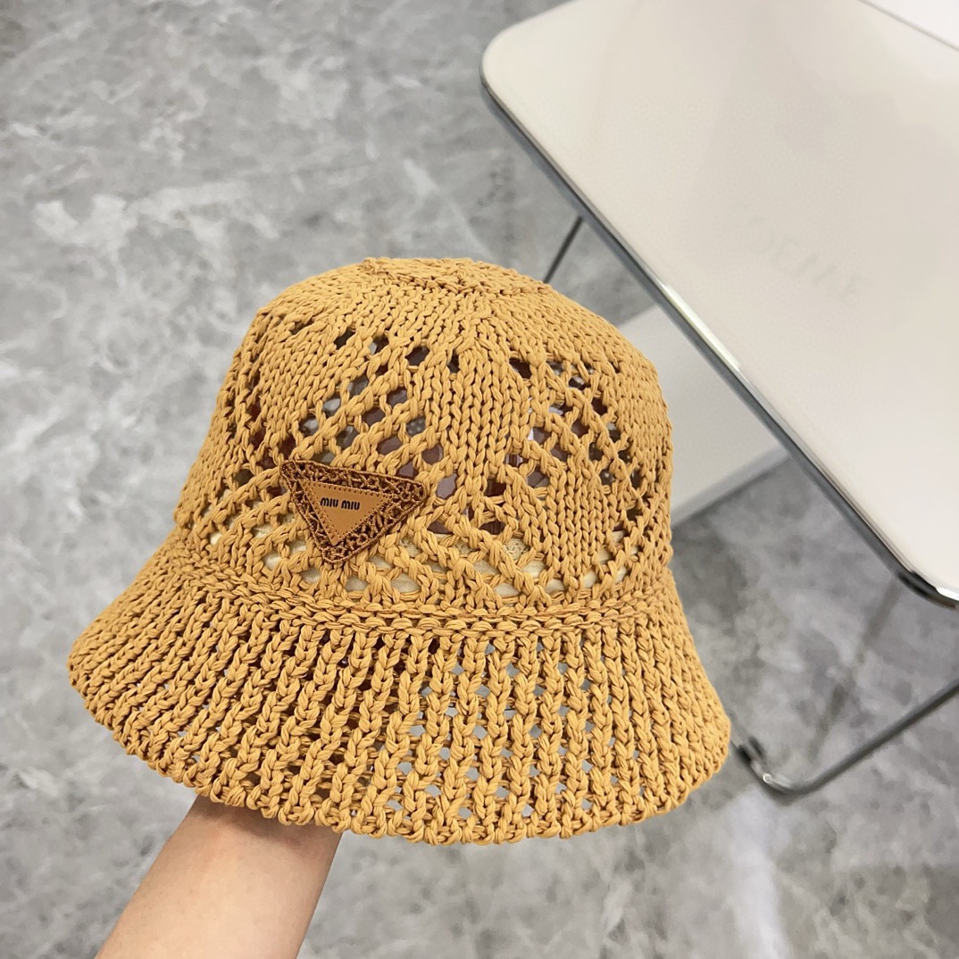 miumiu cap
