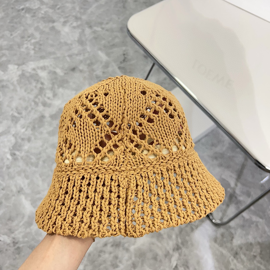 miumiu cap
