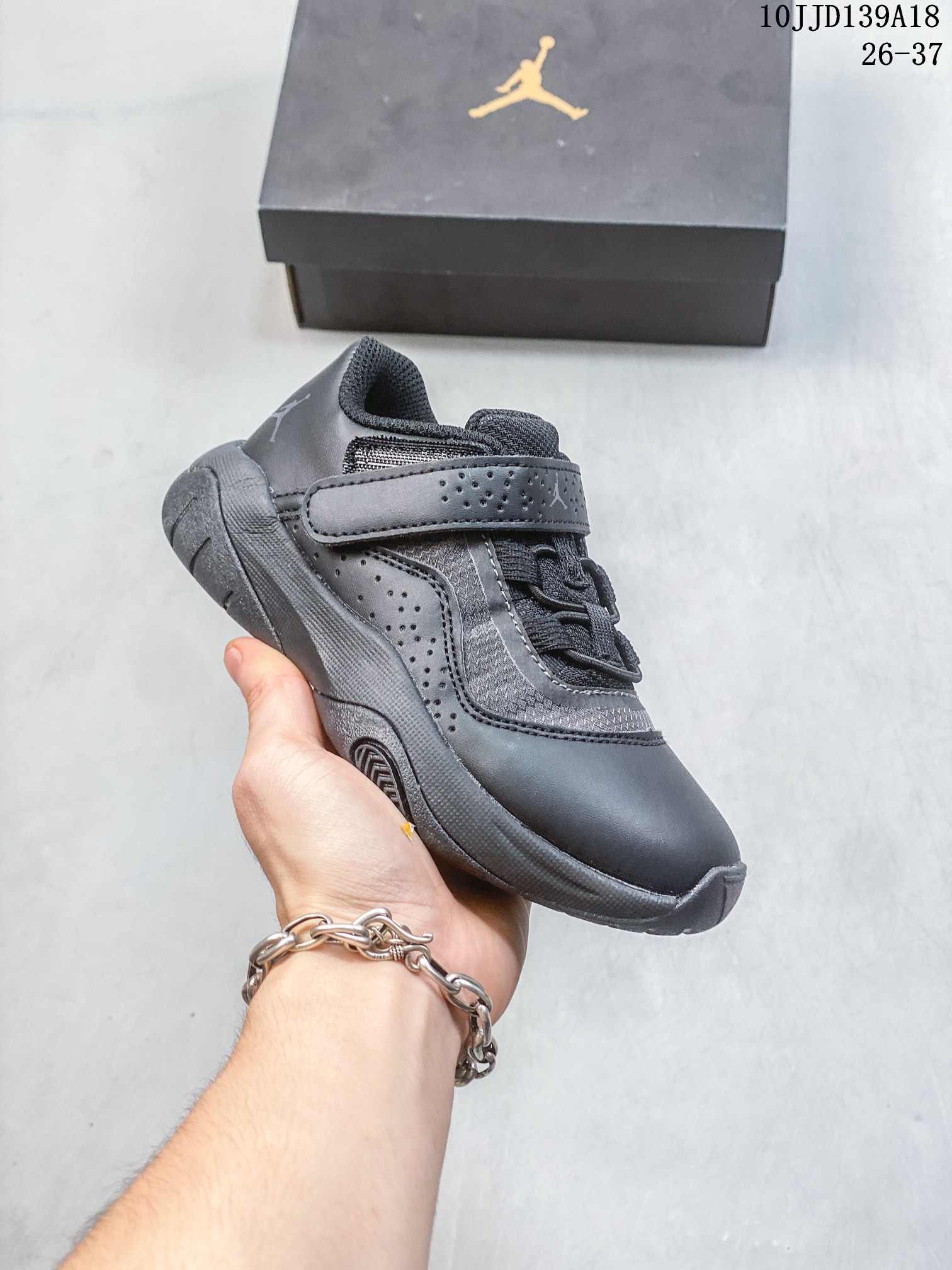 Nike AIR JORDAN Air Jordan 11 Cmft Low children's shoes