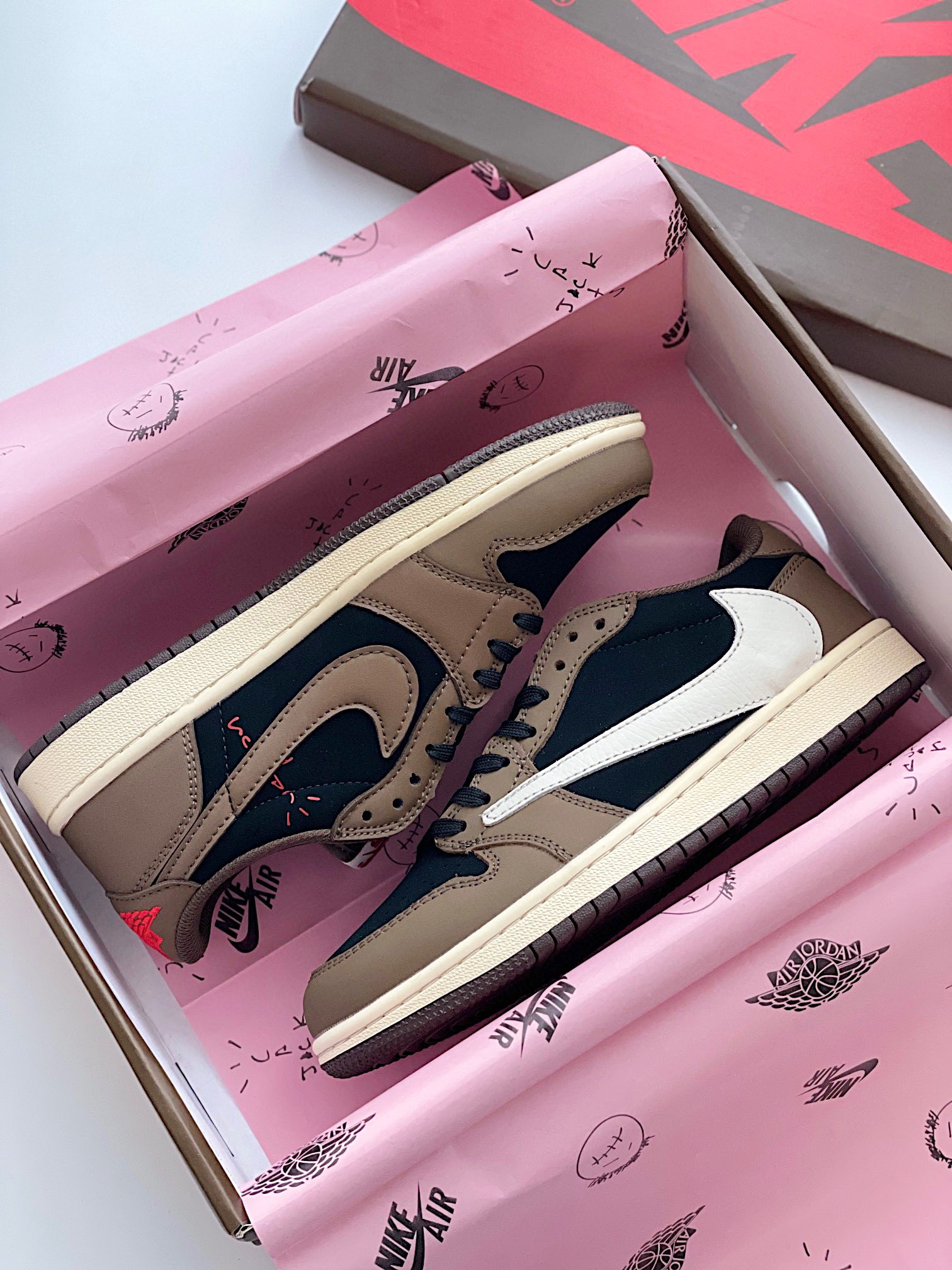 NIKE Three-party co-branded TS barbed children's shoes