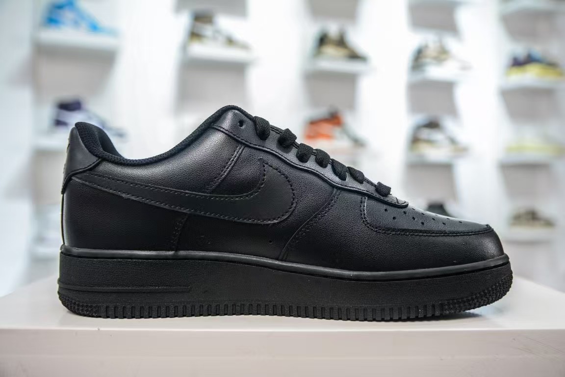 Nike Air Force 1'07 sneakers