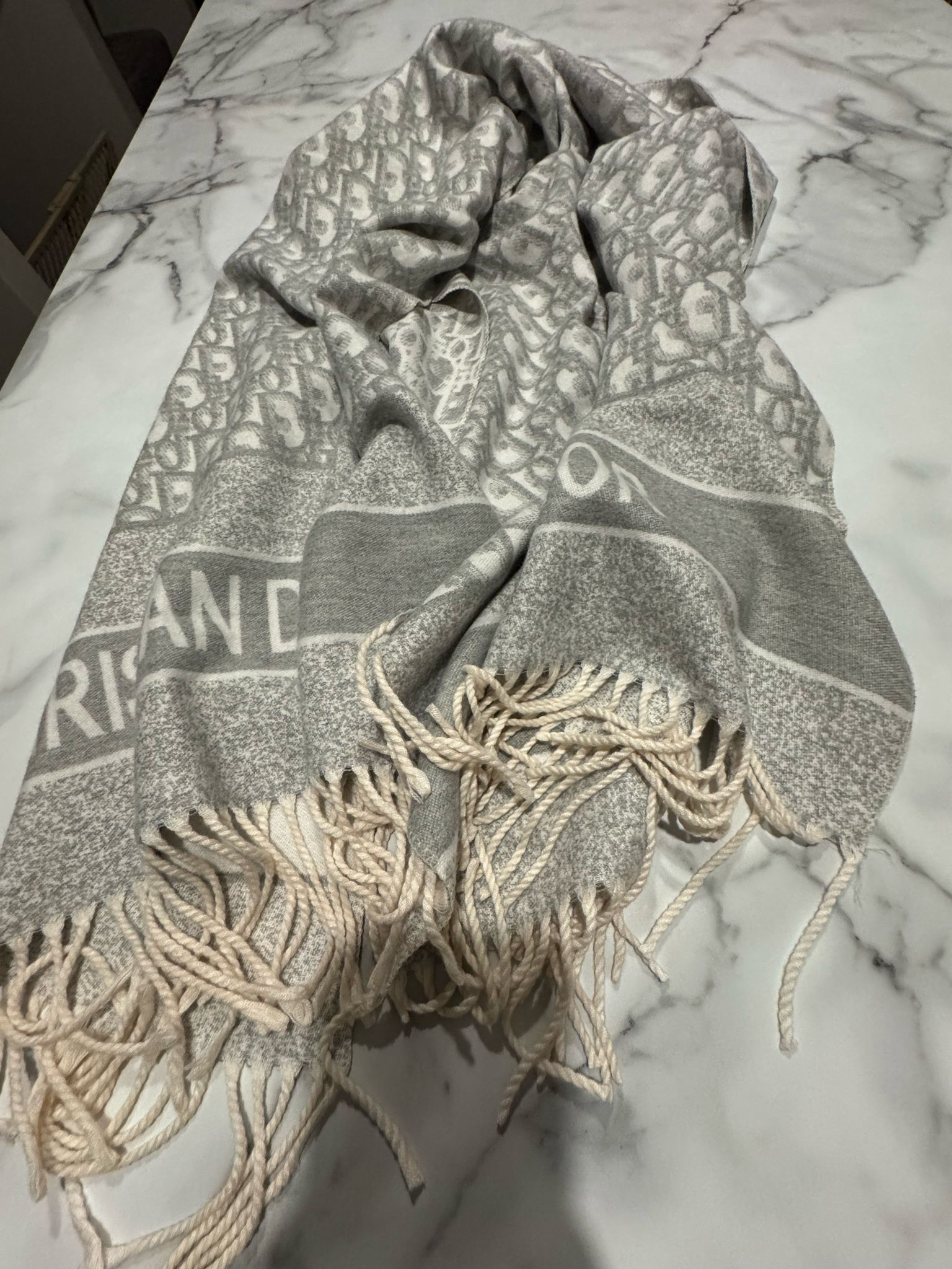 DIOR Scarf