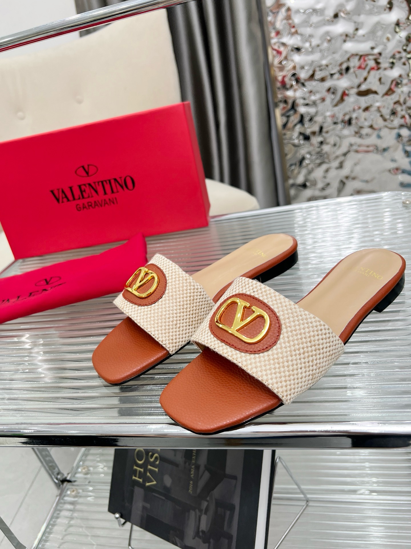 VALENTINO Slippers