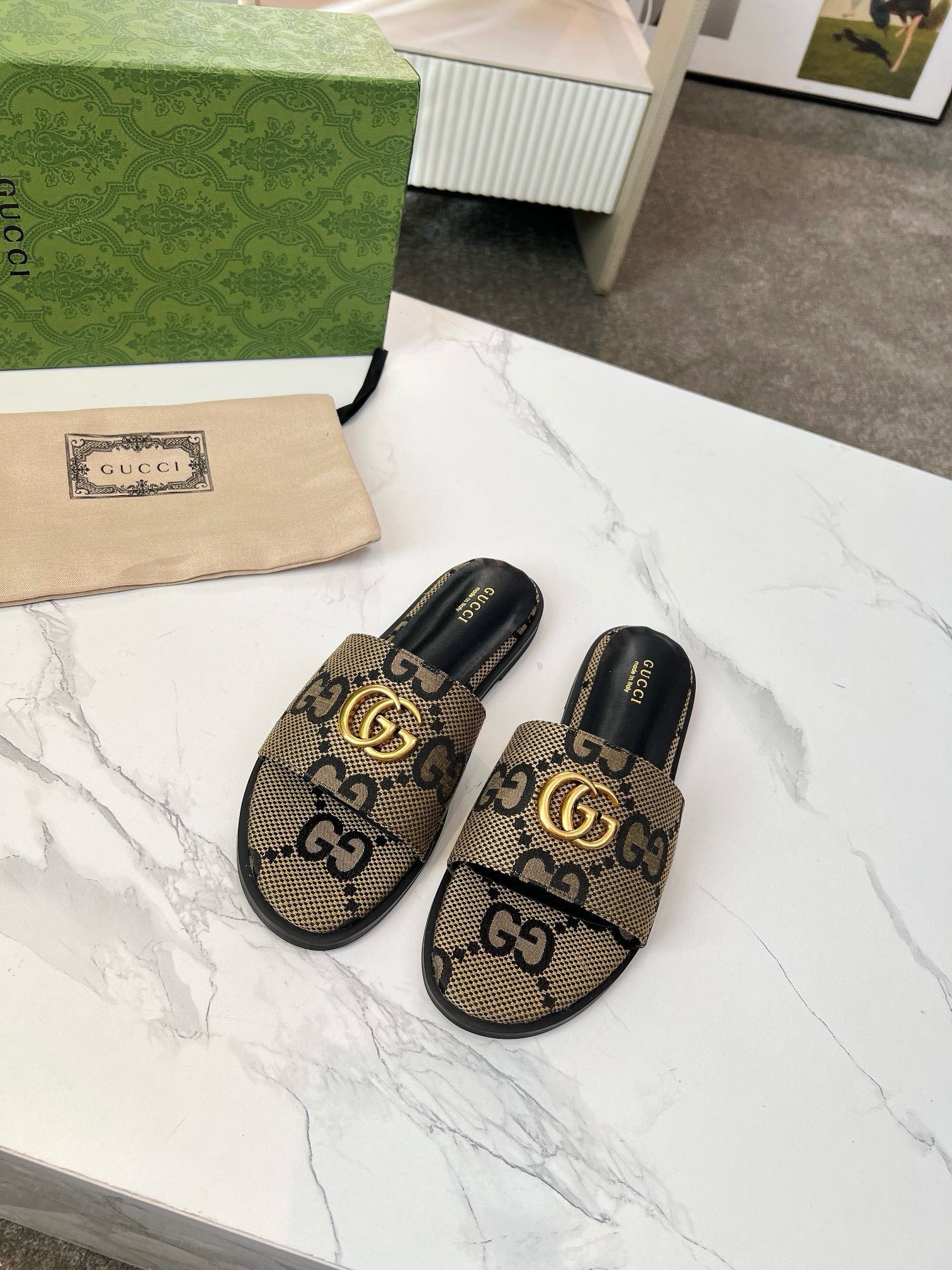 GUCCI Slippers