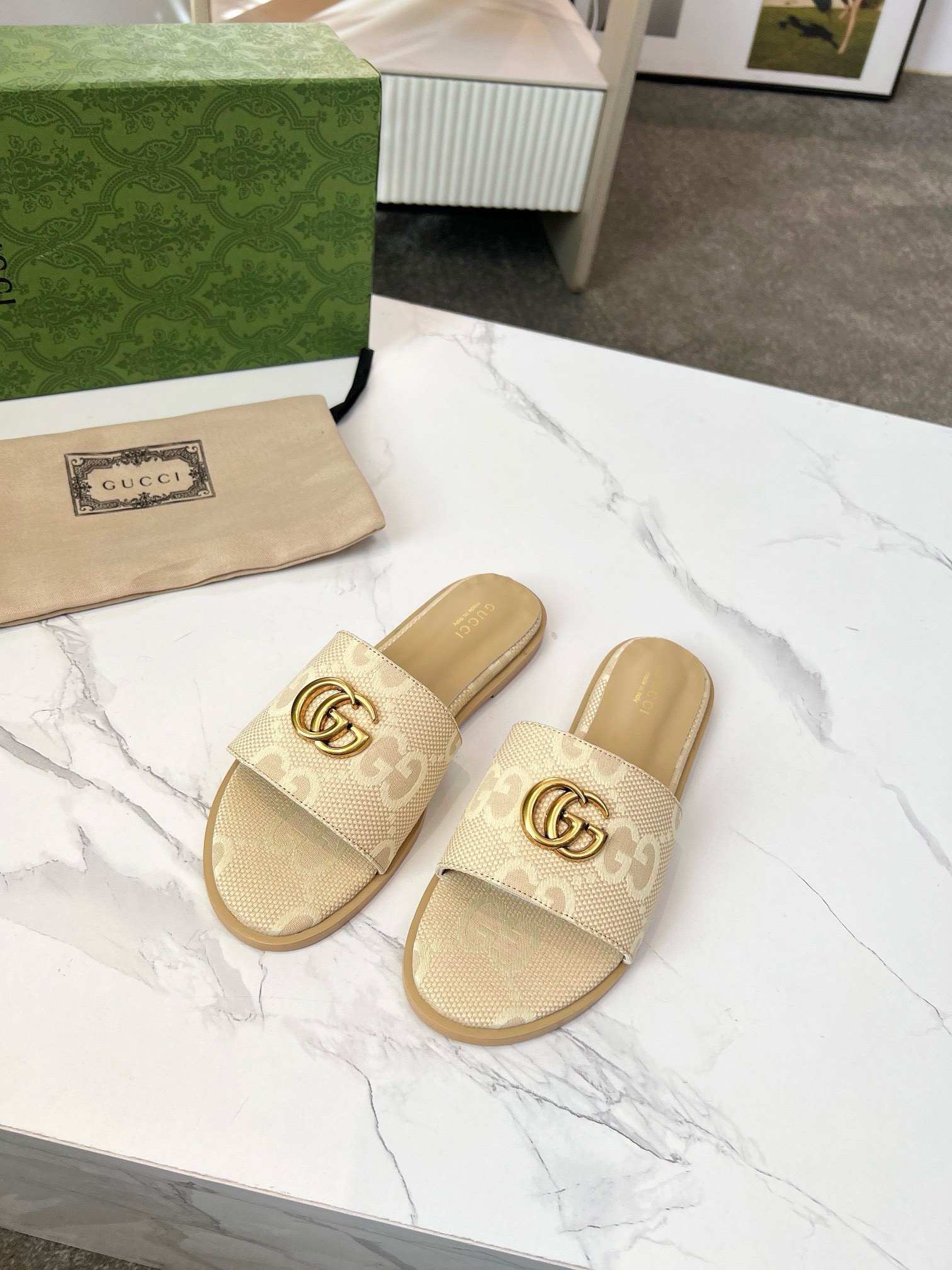 GUCCI Slippers